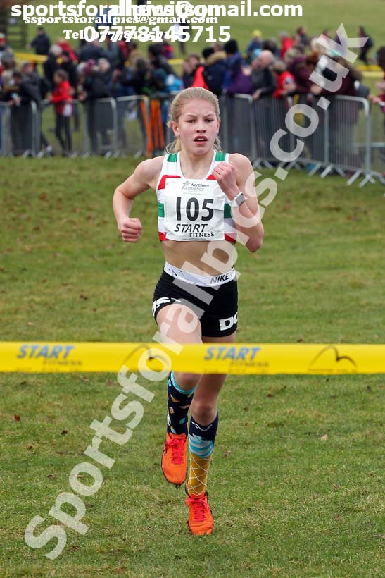 Girls under-13s Northern Cross Country Champs., Camp Hill Estate, Kirklington.  Photo: David T. Hewitson/Sports for All Pics